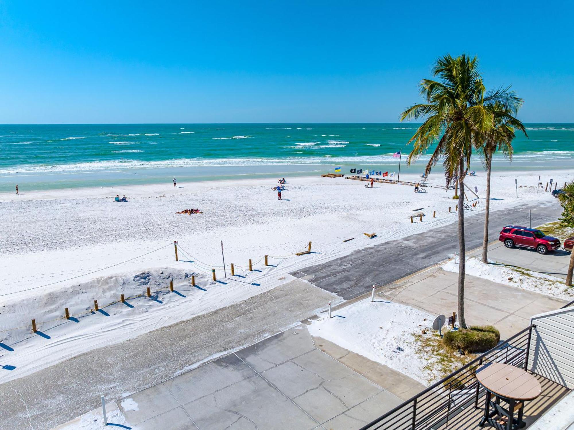 Fanta-Sea | 55 Beach Road Siesta Key Exterior photo